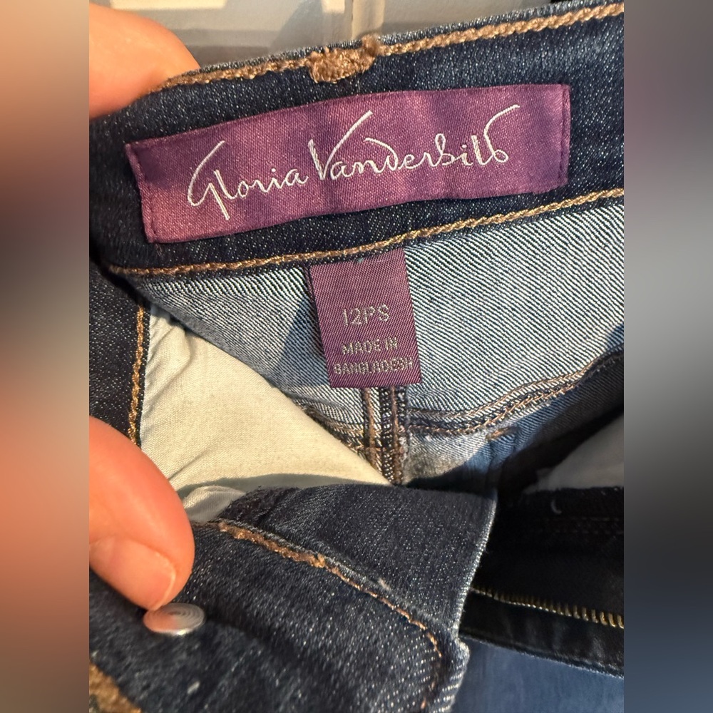 Gloria Vanderbilt Women's Dark Blue Straight Leg Jeans - Picture 4 of 10